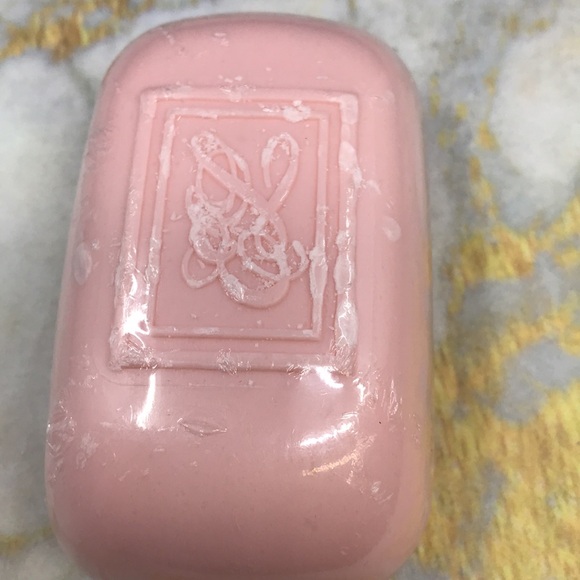 Estée Lauder Beautiful Perfumed Soap 4.0 oz - Picture 2 of 3